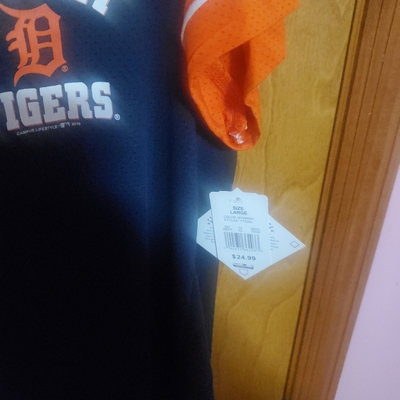 Detroit Tigers Boys Jersey Large - Picture 4 of 5